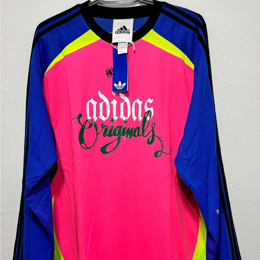 🆕 Adidas Originals Neon Pink and Blue Long Sleeve - Picture 4 of 7